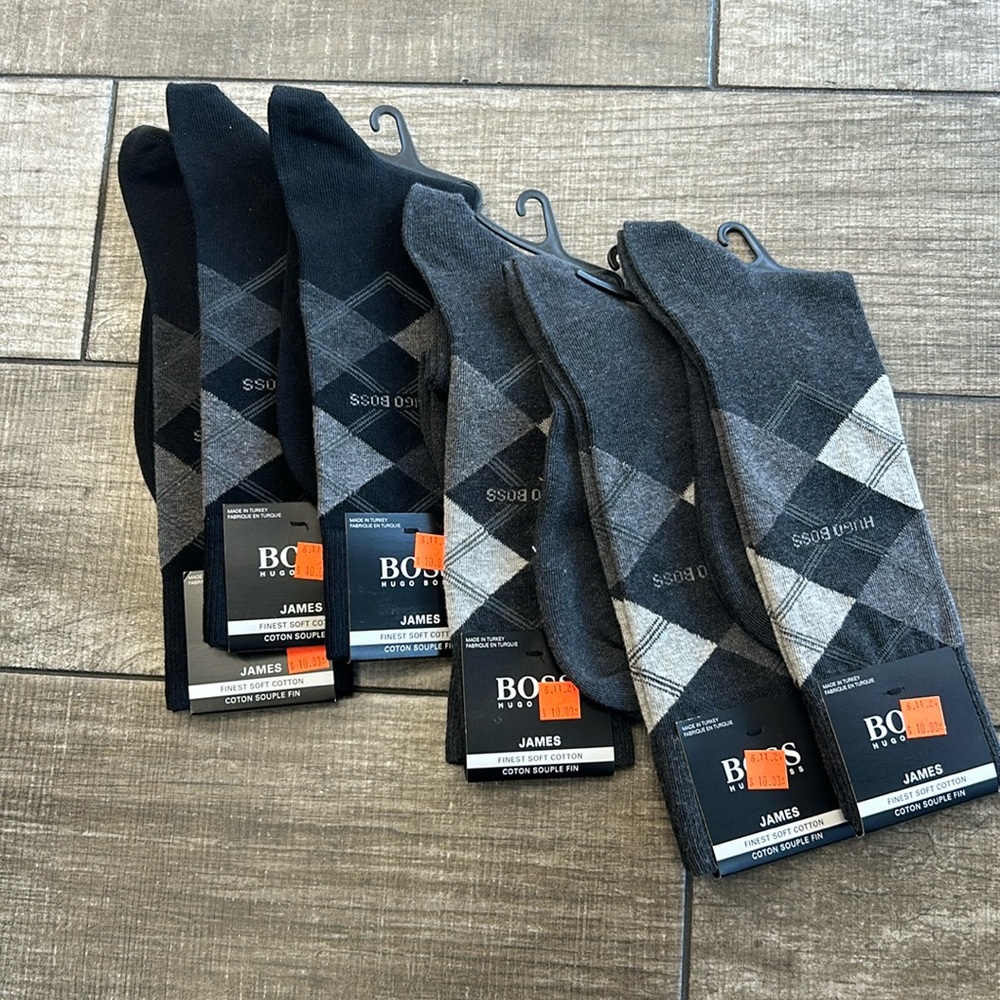100% authentic Hugo Boss men’s socks - NWT